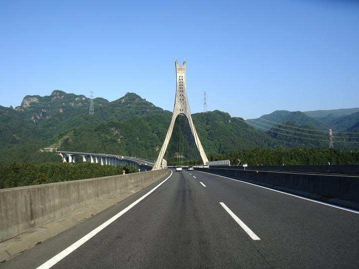 11　かなり絶景ロードです.JPG