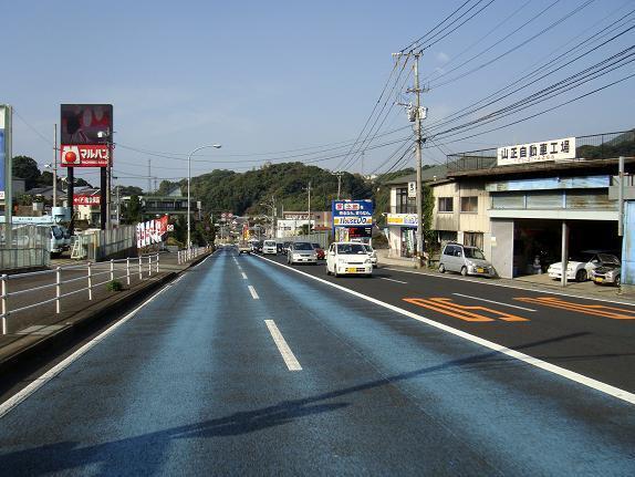11僕のツーリングでは珍しい街中走行.JPG