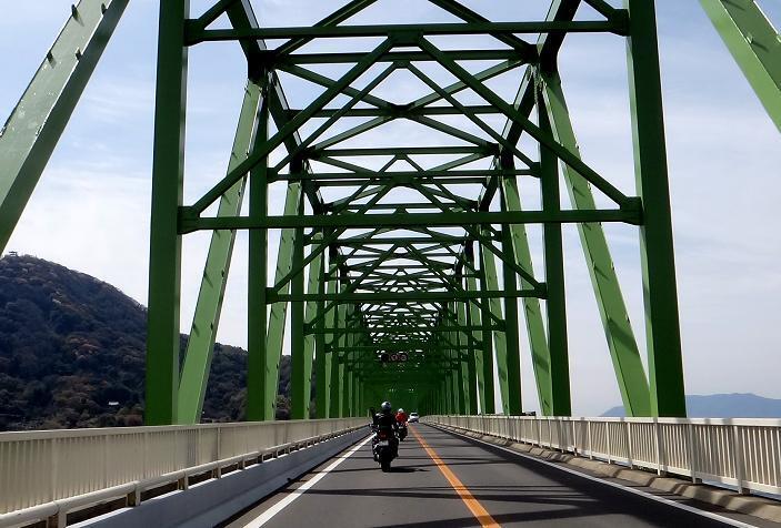 12　トラスがカッコイイ大島大橋.JPG