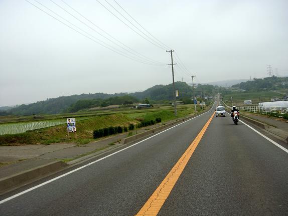 16　地方の町のその郊外って風景です.JPG