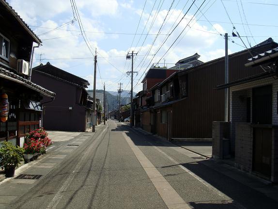 17　敦賀の路地は素適です.JPG