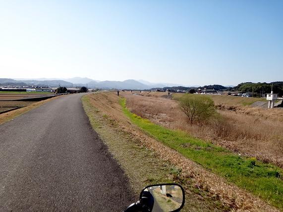 1　田川のショートカット道からスタート.JPG