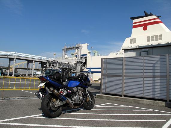 21　帰りの船もバイクが僕一台.JPG