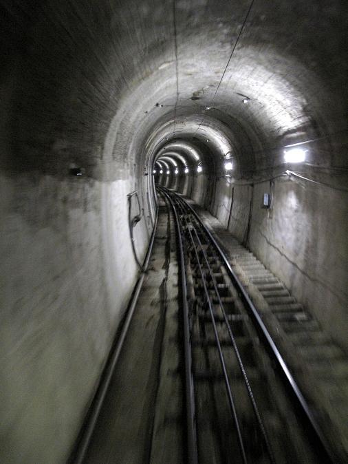 24　立山駅へ向かいます.JPG