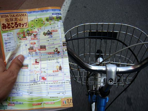 25　ホテルで自転車とマップをＧＥＴ.JPG