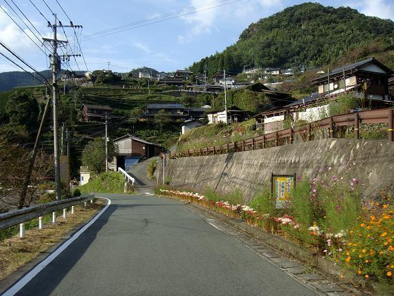 27　坂が多いので大変そうだ.JPG