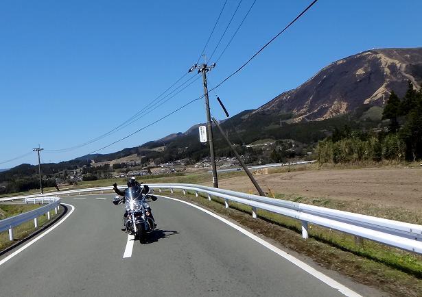 27　春の阿蘇は気持ちが良いね.JPG