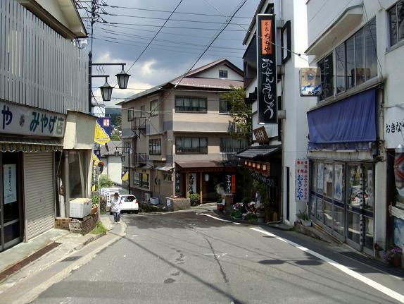 30　温泉街到着.JPG