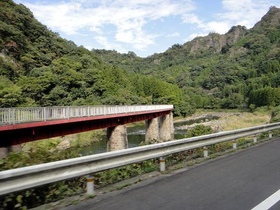 32　廃線の跡です.JPG