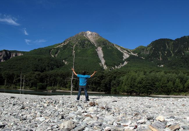 4　お山のパワーをいただきます.JPG
