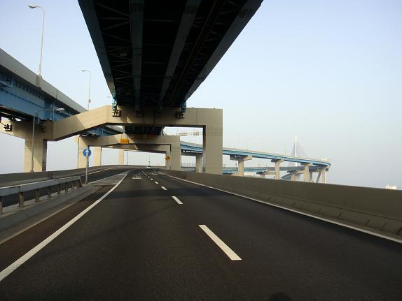 4　恐怖の荒津大橋.JPG