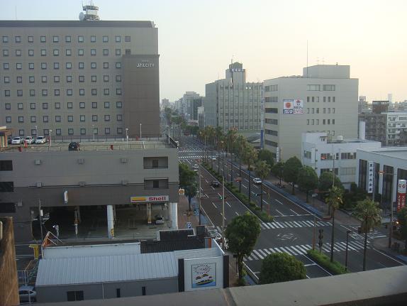 ホテルからみた宮崎の町です.JPG