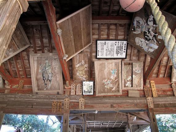 古そうな神社だね.JPG