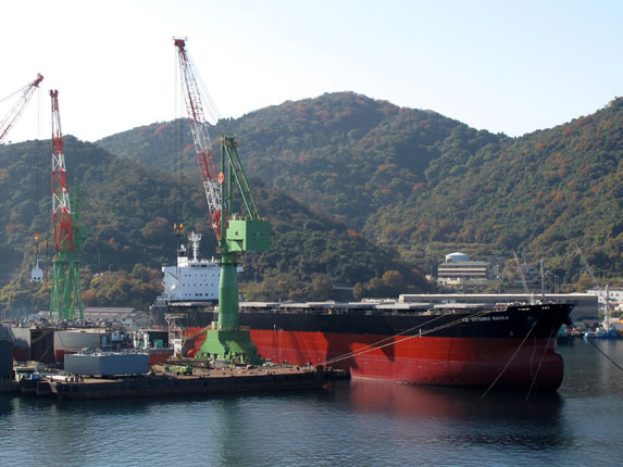 巨大タンカー.jpg