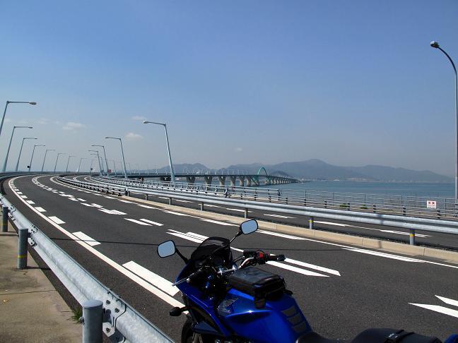 無料の連絡道路.JPG