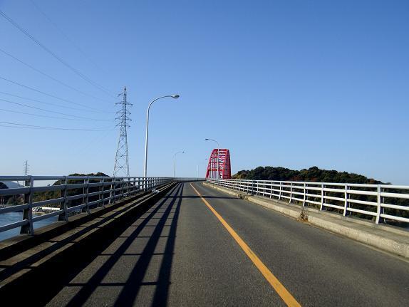 ７、橋を渡ると当たり前だけど対岸です.JPG